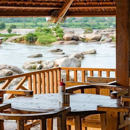 Отель Leo Woods Hampi River View Экстерьер фото